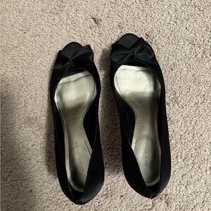 Ann Taylor Black Peep Toe Heels satin bow  dress shoes 7